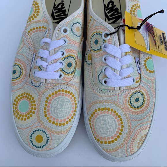 VANS UV ACTIVATED Family Authentic Uv Ink Mosaic Unisex Sz Men’s 7.5 Women’s 9 - Picture 5 of 15